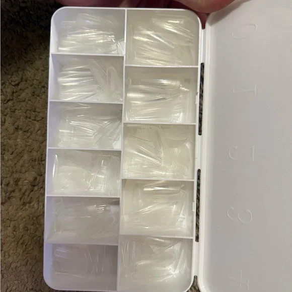 Nail bundle - Picture 2 of 10